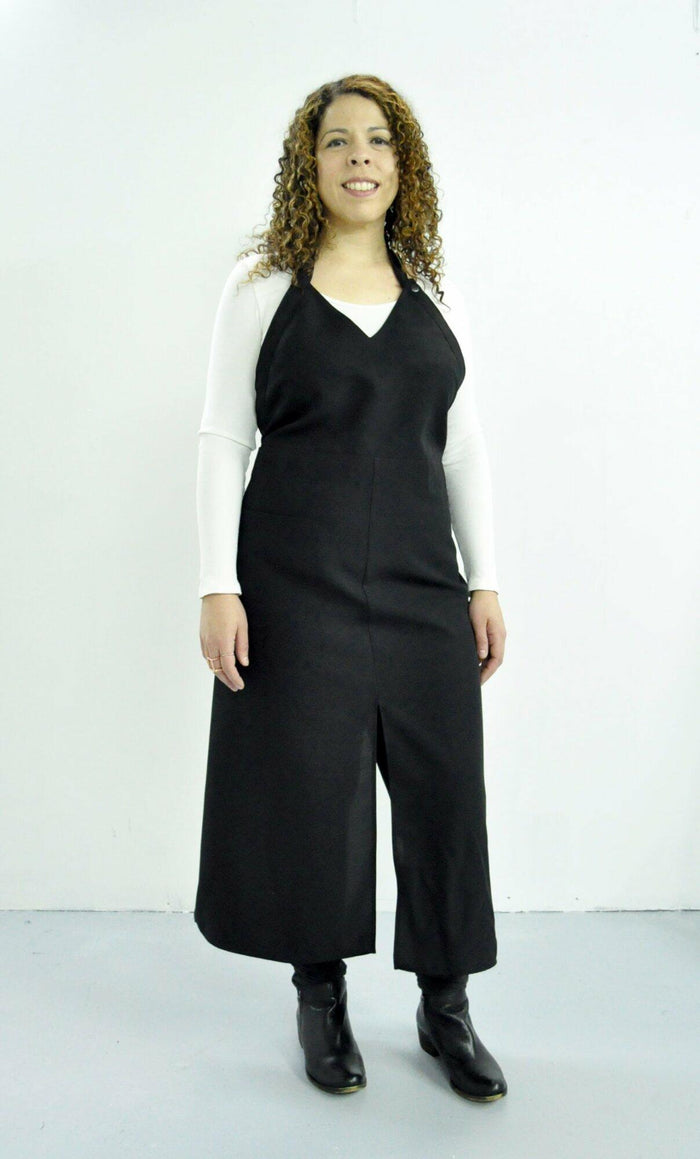 Style #635 Long V-Neck Chaps Apron
