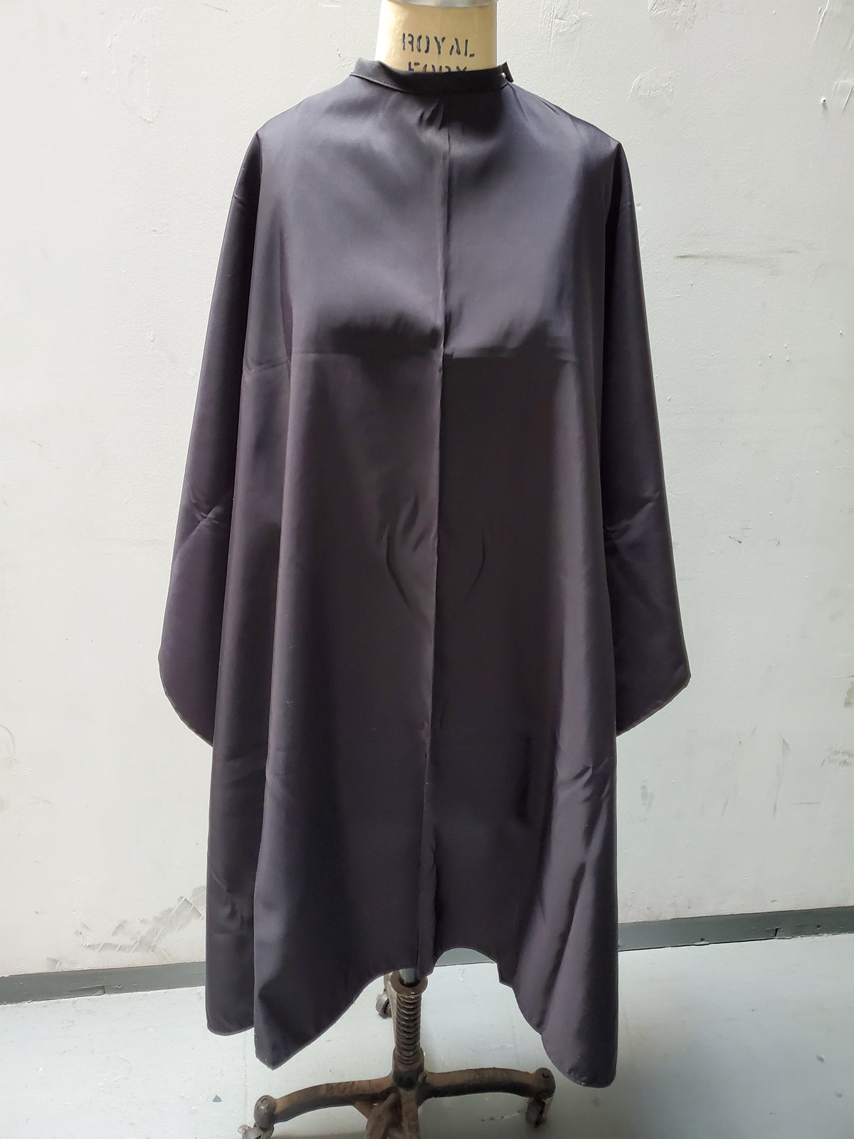 Cutting and Chemical Cape Style # 900 ~ Dozen Pricing