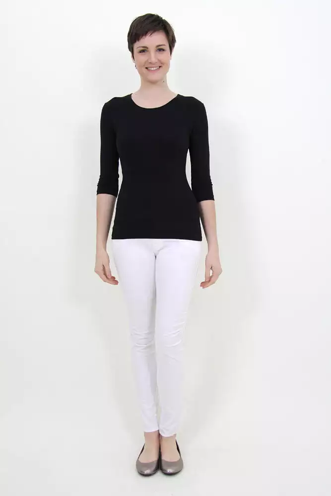 Style #520 Classic Ladies Scoop Neck Tee