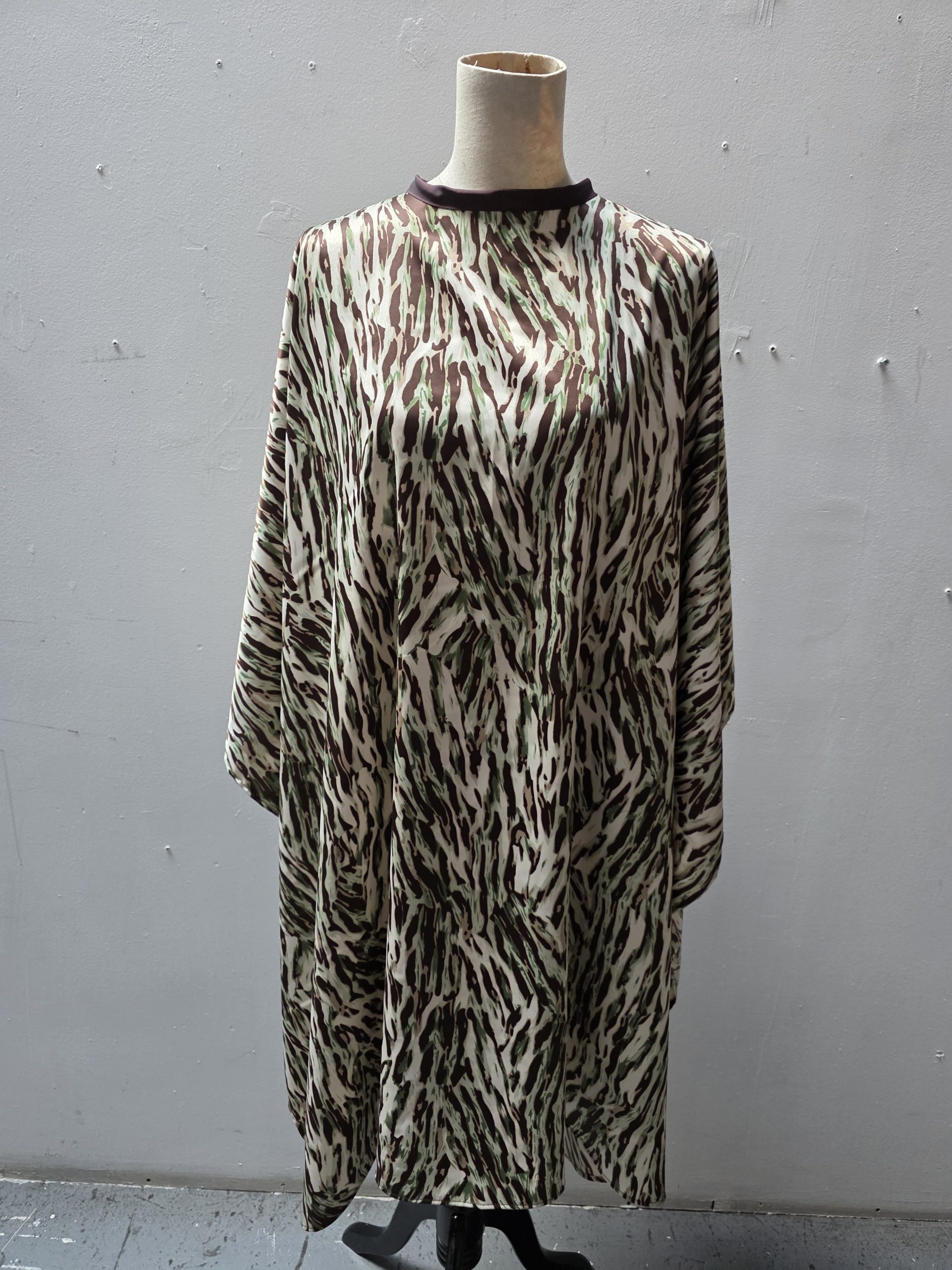 Printed animal cape ~ Style 905
